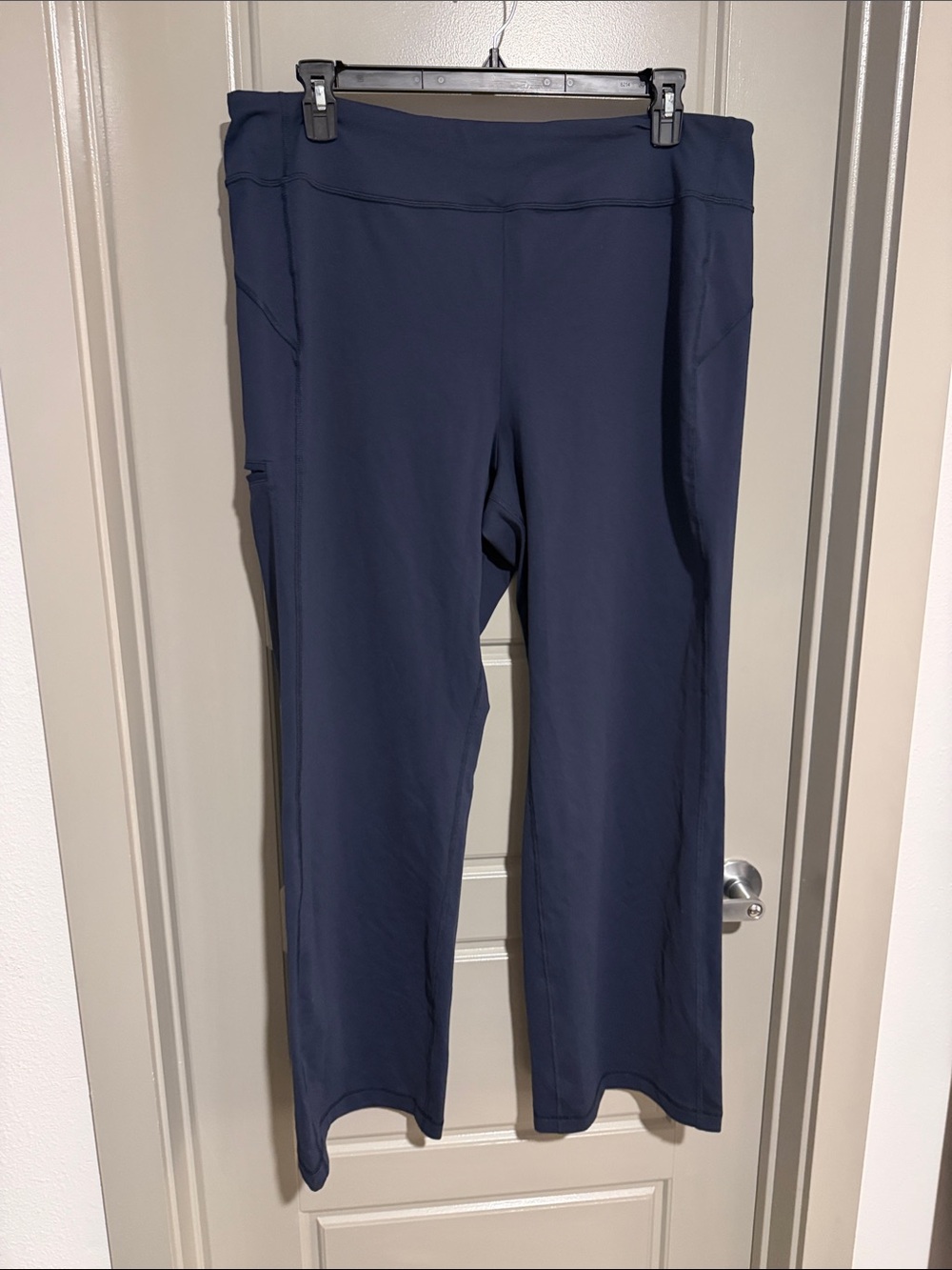 Duluth Everyday Navy Wide-Leg Active Joggers